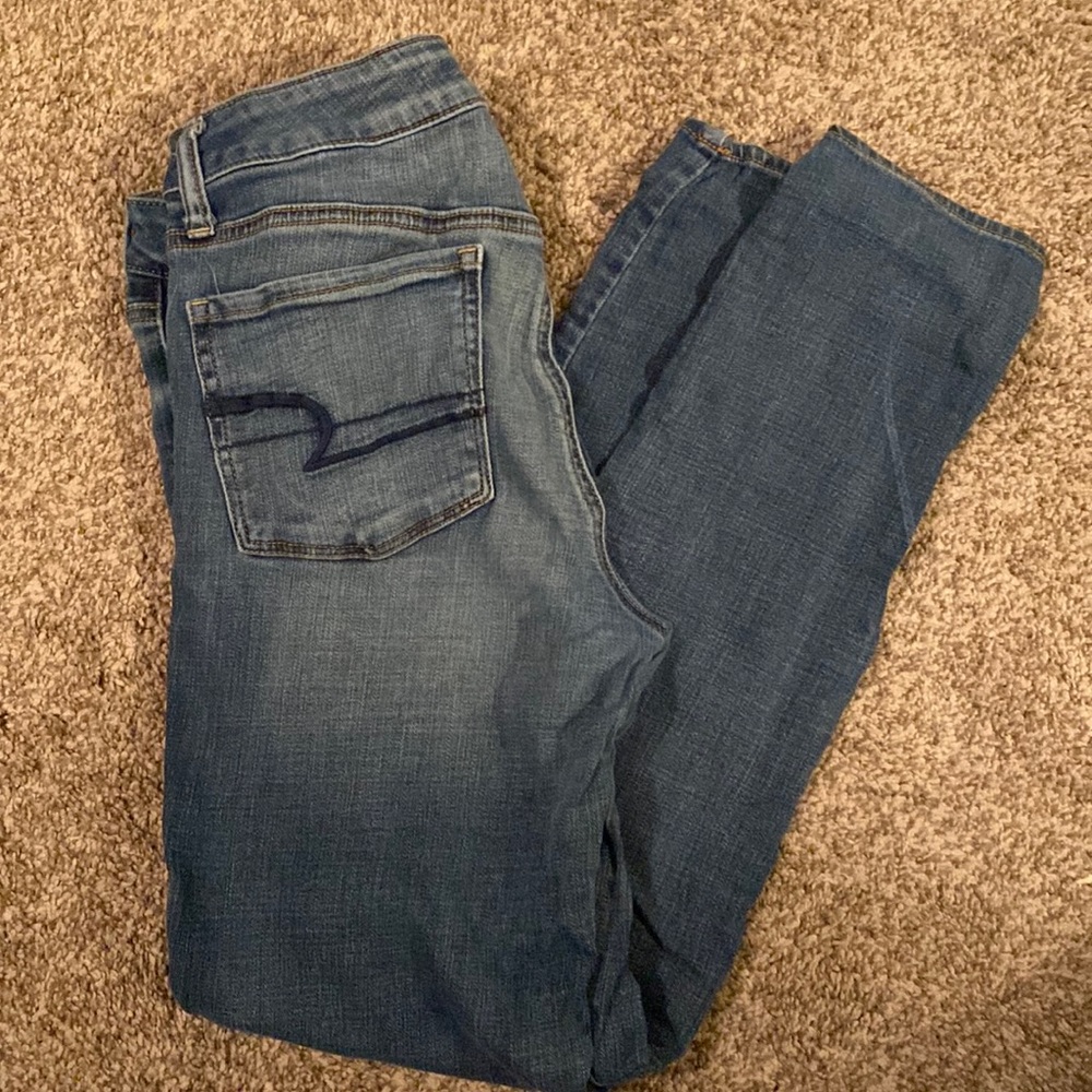 American Eagle Medium Wash Skinny Jean